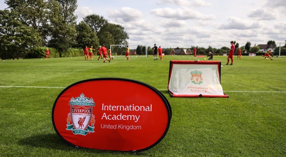 Liverpool FC Camps - Liverpool, Inglaterra